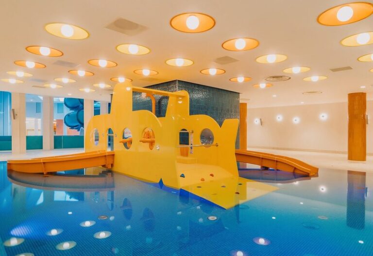16529606340441 crystalmountaincr0051 768x528