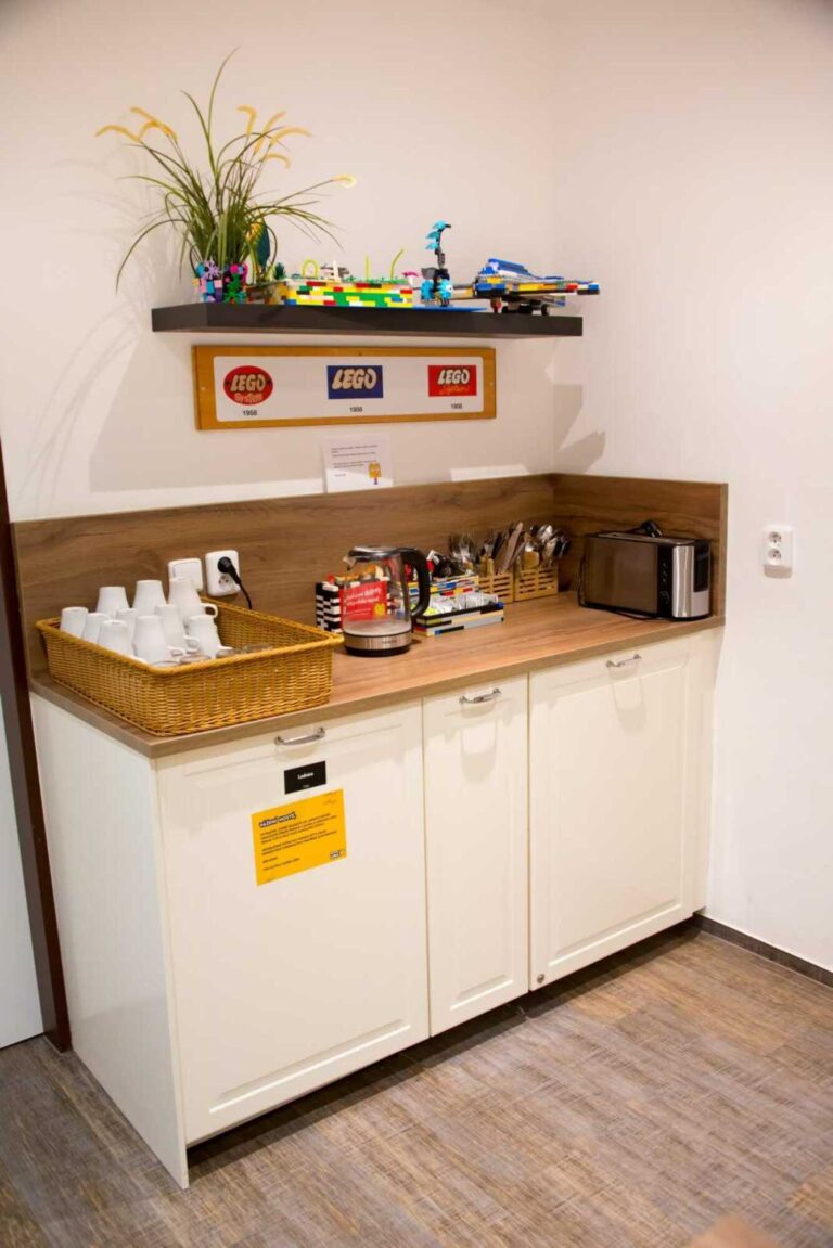 20230629104628 F6Wjbk full 768x1151